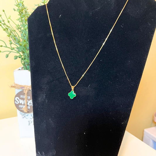 18' Small Green Clover Necklace